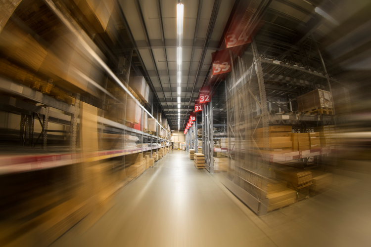 key features of a warehouse management system